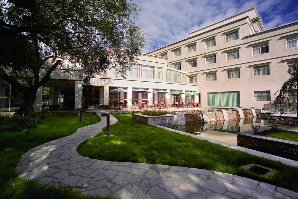 Jardin Secret Hotel Lhasa Bagian luar foto