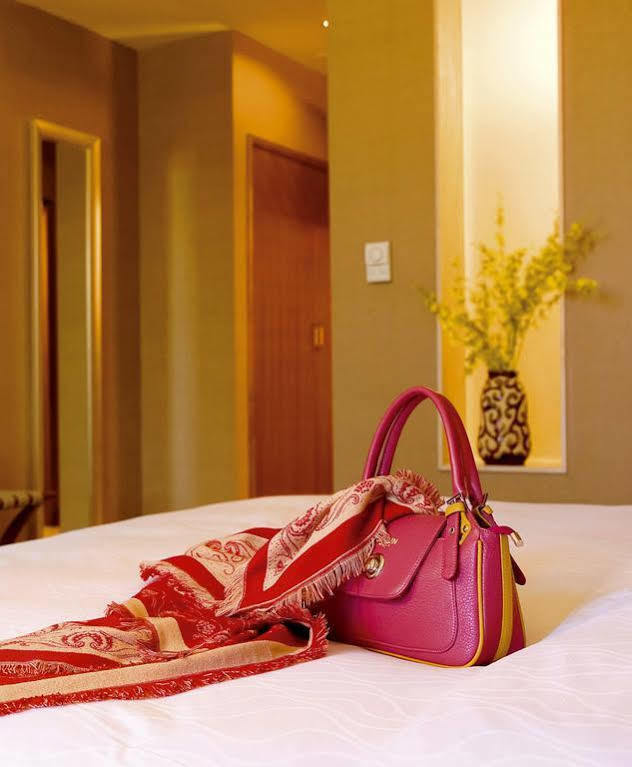 Jardin Secret Hotel Lhasa Bagian luar foto